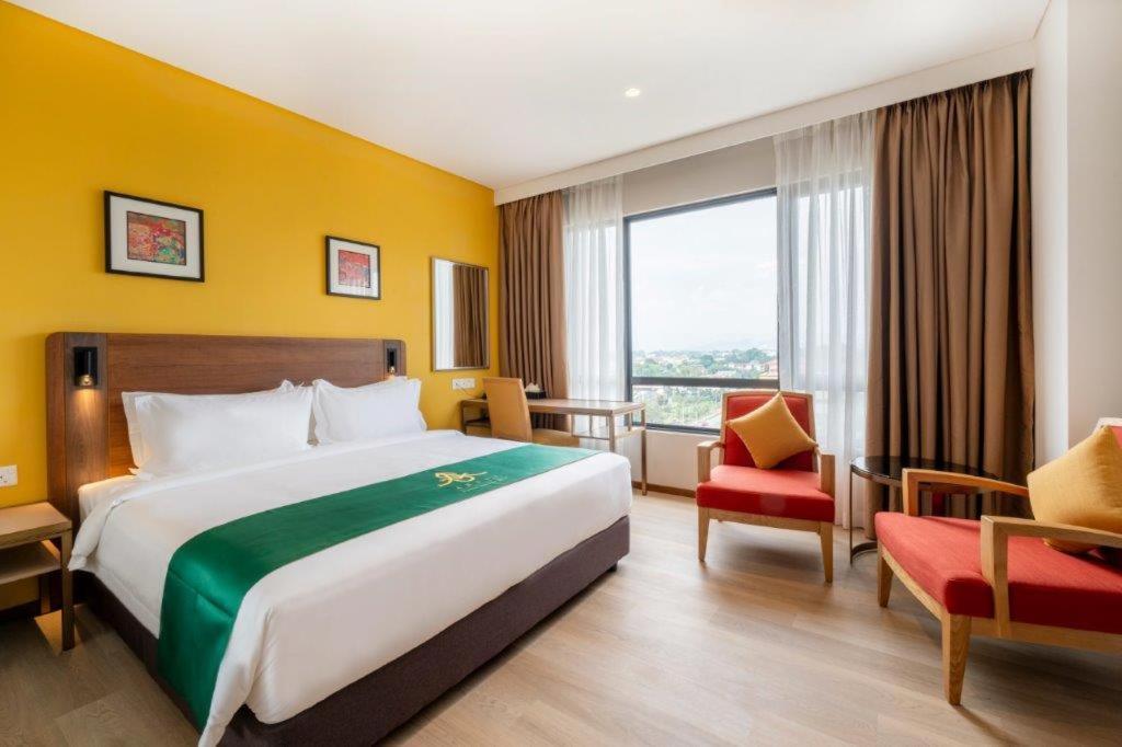 Arena Premier Hotel Seremban Ngoại thất bức ảnh