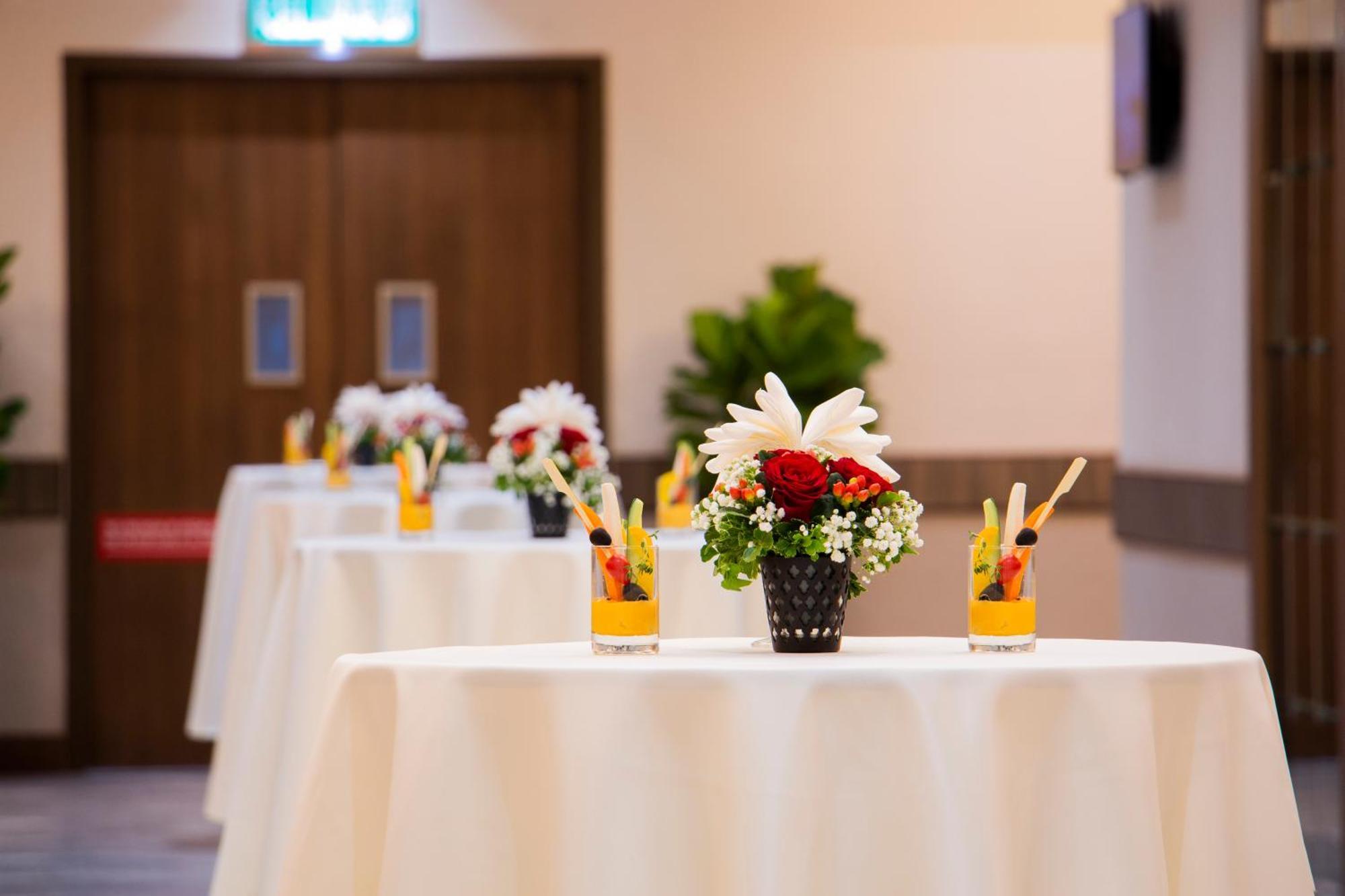 Arena Premier Hotel Seremban Ngoại thất bức ảnh